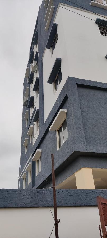Oyo 81589 Aruna Dwraka Homes Haidarábád Kültér fotó